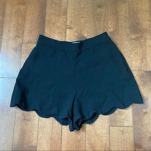 Aritzia wilfred arbre scalloped shorts 0
